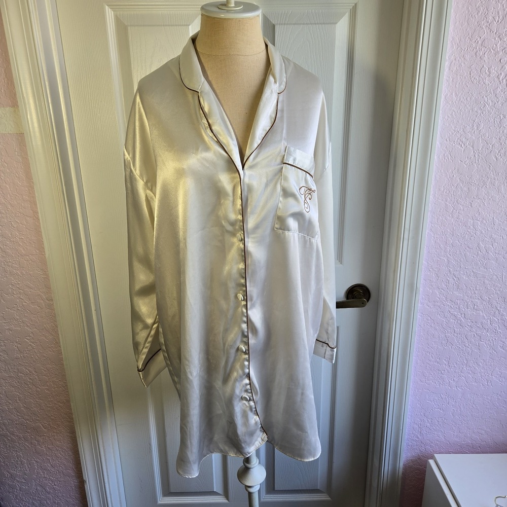 Victoria's Secret Vintage Gold Label Ivory Satin Sleep Shirt Monogrammed‎ Size M